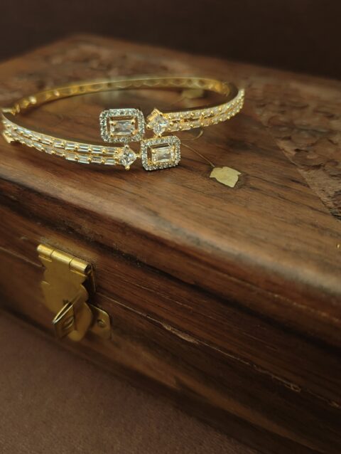AD Stone Openable Kada