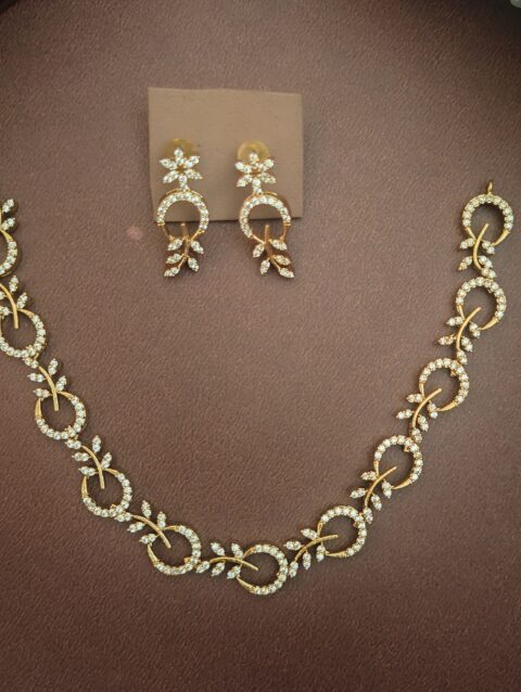 Diamond Vine Necklace